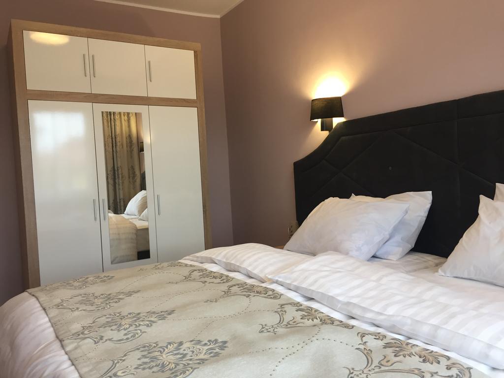 Kiem Premium Apartments Braşov Extérieur photo