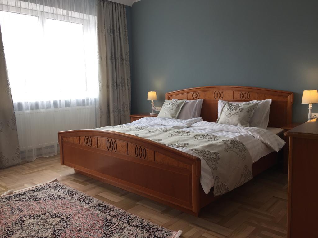 Kiem Premium Apartments Braşov Extérieur photo