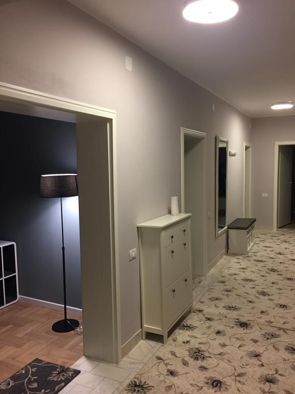 Kiem Premium Apartments Braşov Extérieur photo