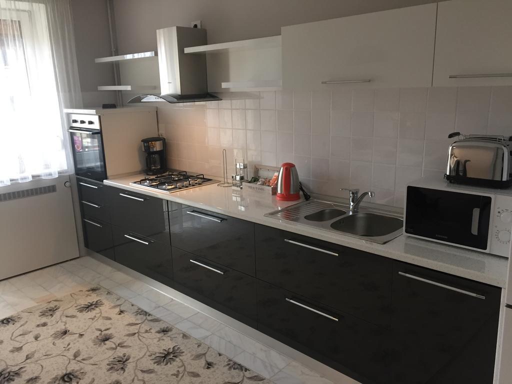 Kiem Premium Apartments Braşov Extérieur photo