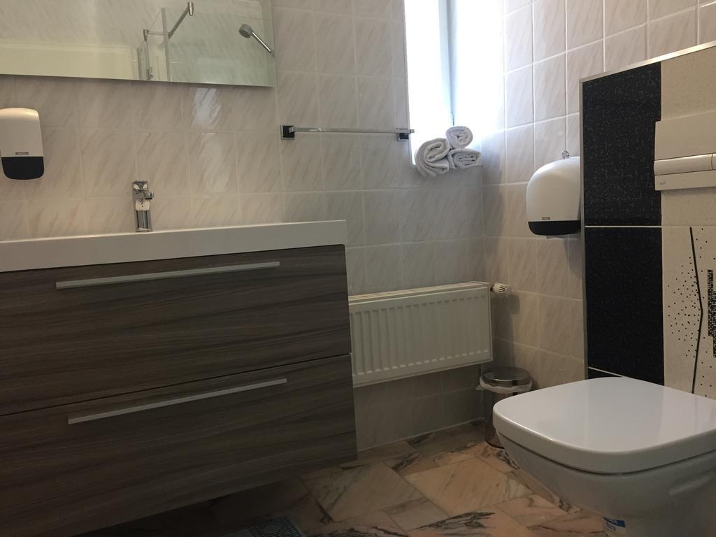 Kiem Premium Apartments Braşov Extérieur photo