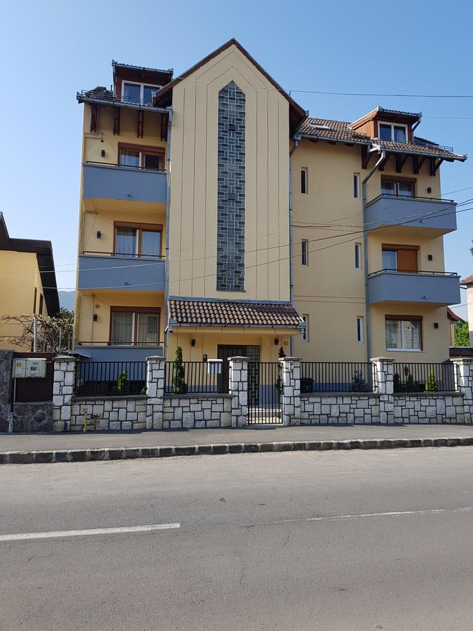 Kiem Premium Apartments Braşov Extérieur photo